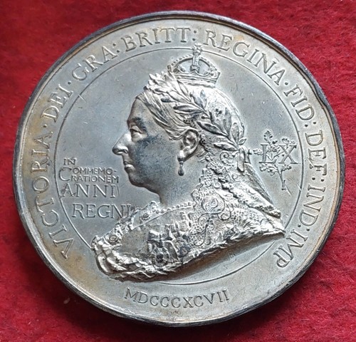 Queen victoria 1897 - victoria, diamond