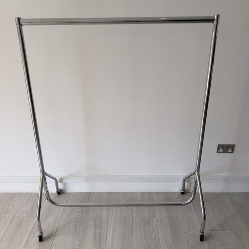 Heavy duty chrome clothes rail - duty,