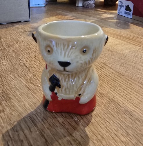 Sooty eggcup keele pottery - keele,