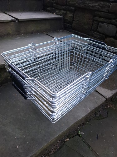 Very good condition metal - very,