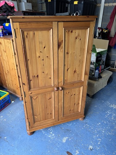 Solid pine freestanding - solid,