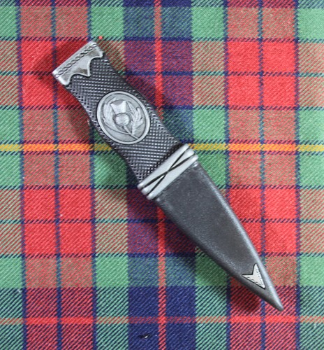 New kilt safety - new, sgian