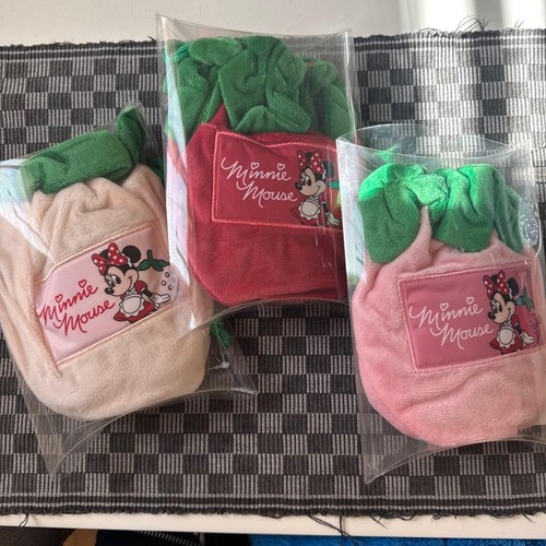 Disney minnie mouse - mouse, strawberry