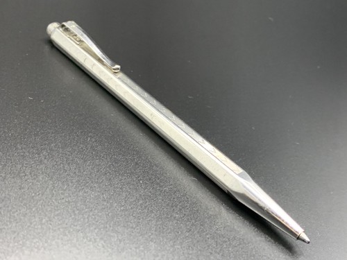 Caran ache ecridor - d'ache, chevron