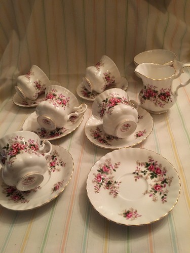 Royal albert bone china - royal,