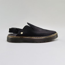 Dr. Martens Carlson Suede