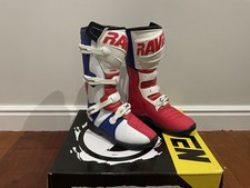 RAVEN COMBAT MOTOCROSS BOOTS