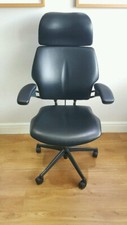 BLACK LEATHER HUMANSCALE