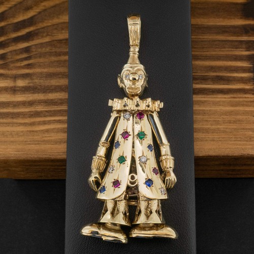 9ct yellow gold clown - (agj),