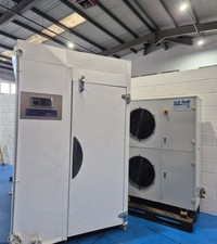 Williams 2/3 Rack Through Door