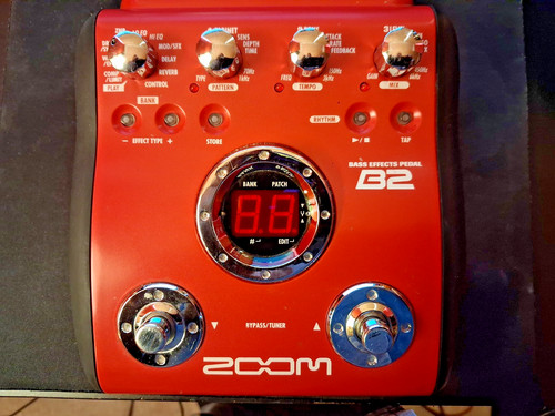 Zoom bass guitar - zoom,
