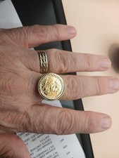 22 carat gold 1/2 sovereign