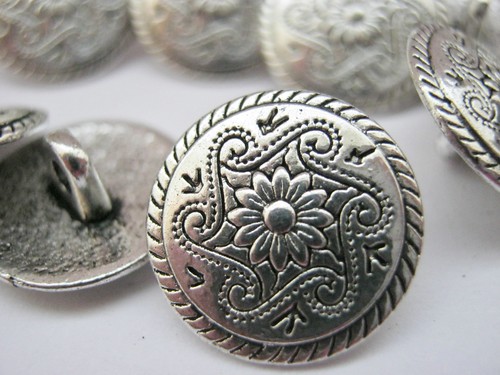 Silver flower metal shank - flower,
