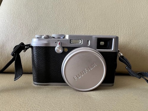 Fujifilm x100 3mp aps c - fujifilm, aps-c