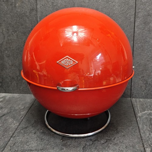 Wesco superball red - superball, bread