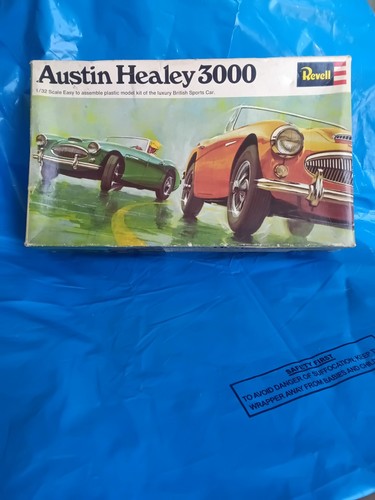Rare circa 1960s revell 32 - rare,