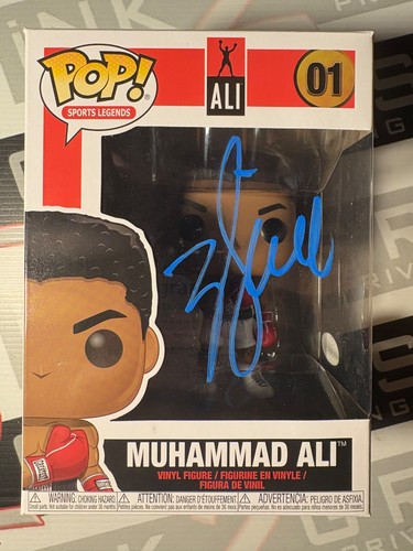 Muhammad ali signed funko - muhammad, pop