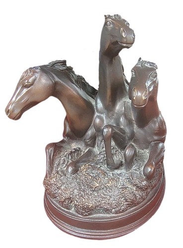 Vtg dezine wild horses - dezine,