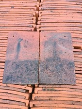 Reclaimed clay continuous nib roof tiles