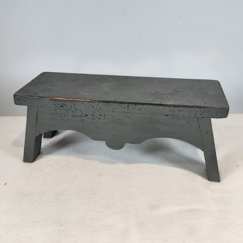 Gray chippy distressed - distressed, painted
