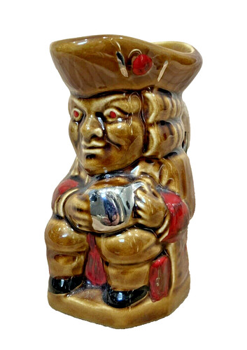 Small lord nelson pottery - 4",