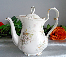 ROYAL ALBERT HAWORTH 23cm HIGH COFFEE POT