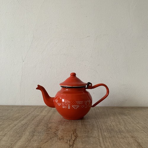 Vintage red czech - czech, tea