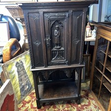 Beautiful Antique 19th-century carved oak Gothic Revival cabinet or cupboard Old