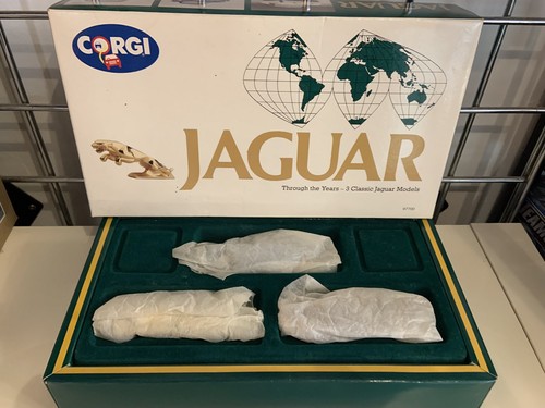 Scale corgi 97700 jaguar - 1:43,