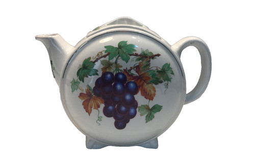 Vintage ringtons round tea pot - round,