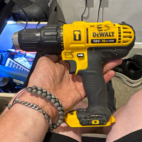 Dewalt 18v ion - 18v, cordless
