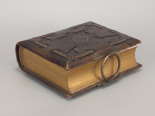 Small victorian photo album - small,
