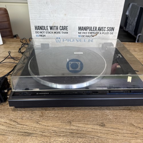 Pioneer full automatic stereo - full,