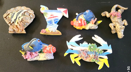 Piece assorted resin novelty - 6,