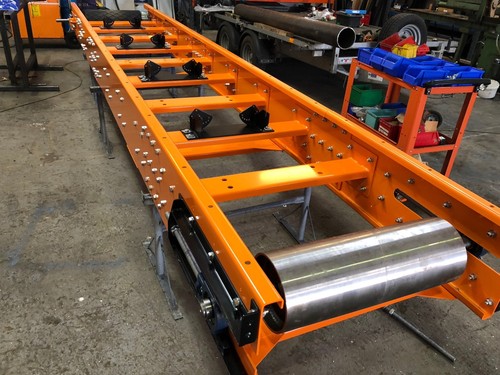 Mobile conveyor belt made to - belt,,