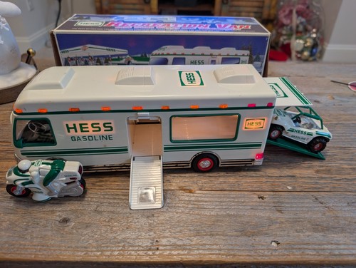 Hess 1998 toy truck - 1998, rv