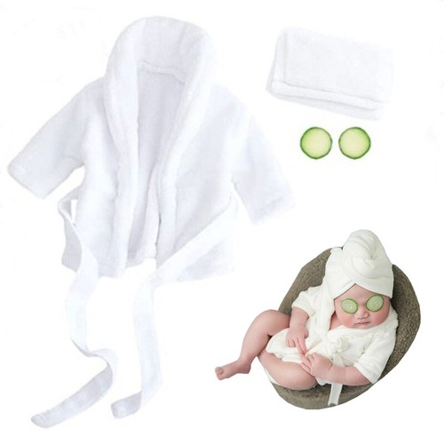 Newborn baby photography - newborn, props