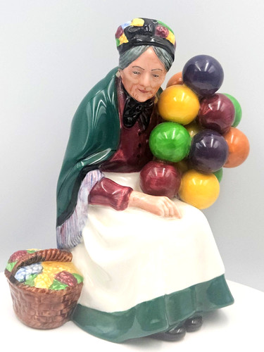 Royal doulton figurine - royal, old