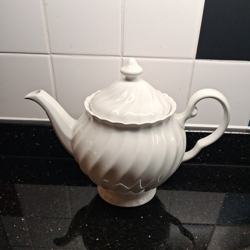 Johnson brothers swirl tea pot - swirl,