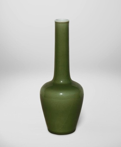 Chinese vase - a,