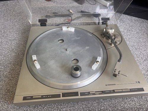 Pioneer 400 turntable - pioneer,