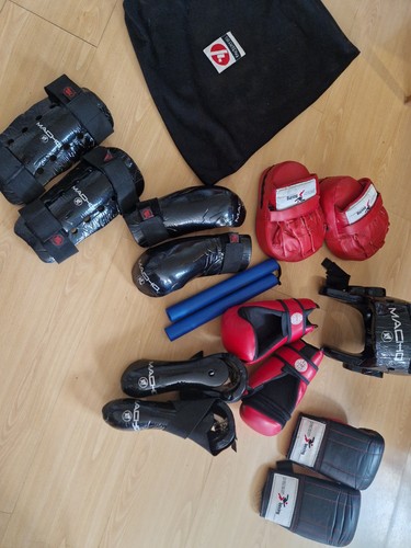 Assorted kick boxing - assorted,