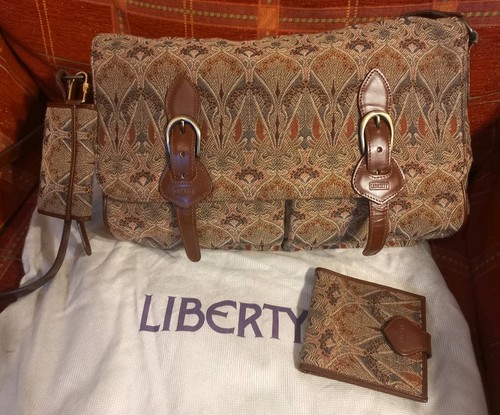 Vintage liberty tapestry - vintage,