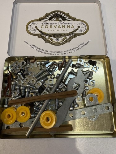 Small lot meccano parts - small, of