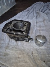 Kawasaki KL250 cylinder barrel