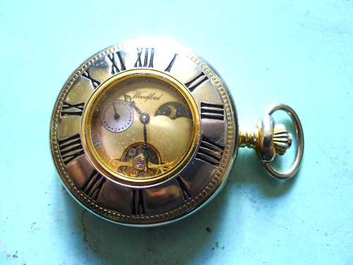 Woodford golden cased moon - cased,