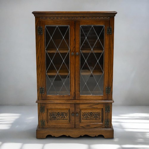 Old charm small bookcase - old,
