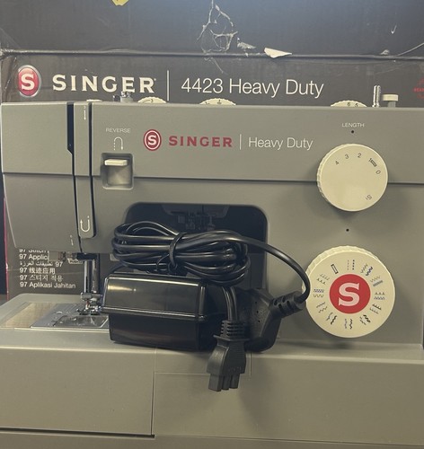 Singer heavy duty 4423 sewing - singer,