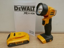 DeWALT DCL040 18v xr swivel led worklight torch + DCB183 2 ah battery