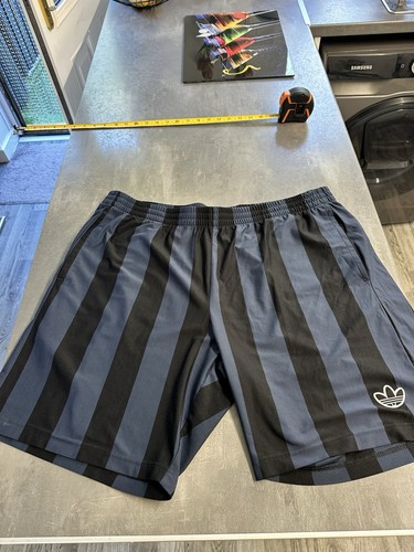 Retro adidas originals - retro, stripes